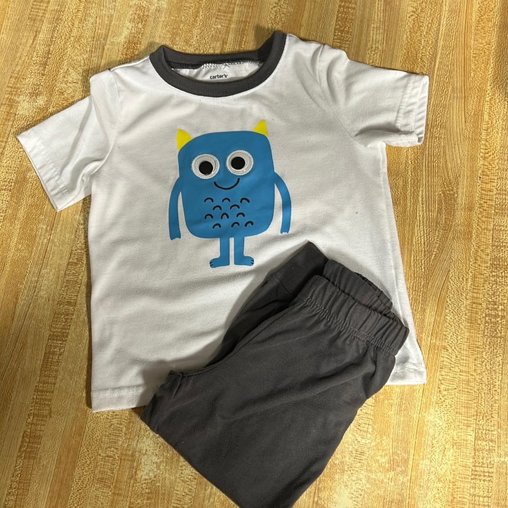 Carters 3t .Pajamas